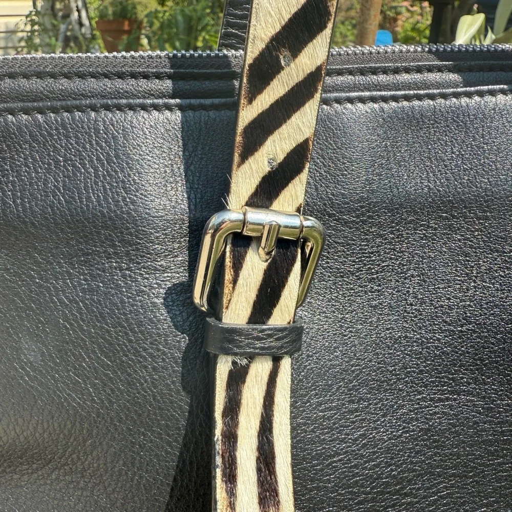 Roberto Pancani Black Leather Tote‎ with Zebra Calf-Hair Straps 👜🐾